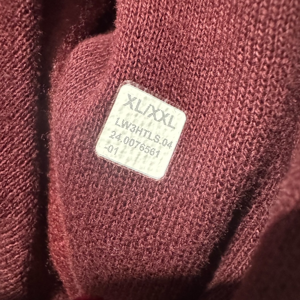 Auth. ✅ Lululemon Oversized Full Zip Scuba in “Garnet” Size XL/XXL ❤️💜 - Picture 7 of 10